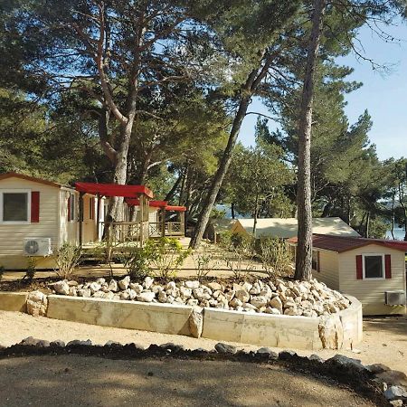 Victoria Mobilehome Camping Village Poljana Mali Lošinj Exteriér fotografie