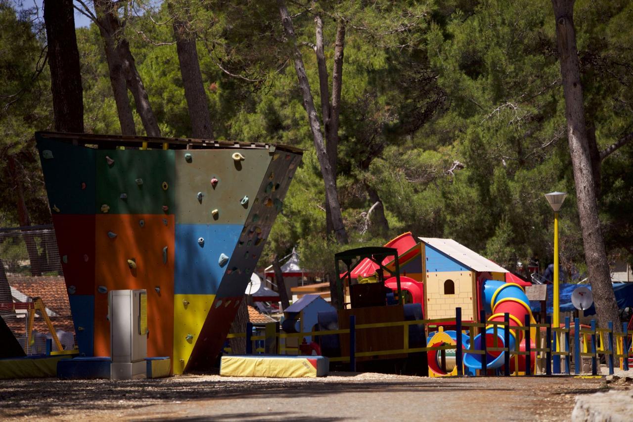 Victoria Mobilehome Camping Village Poljana Mali Lošinj Exteriér fotografie