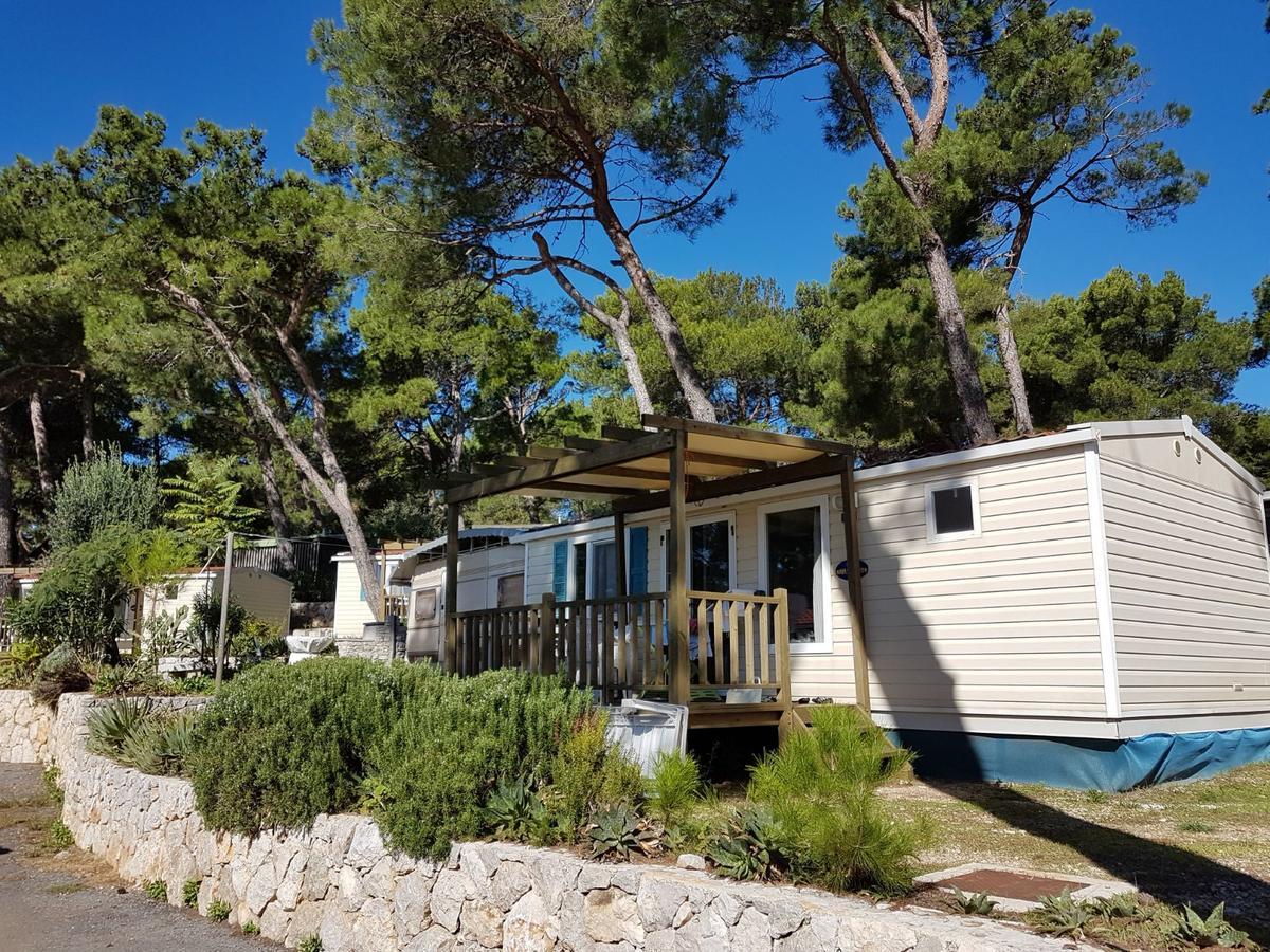 Victoria Mobilehome Camping Village Poljana Mali Lošinj Exteriér fotografie
